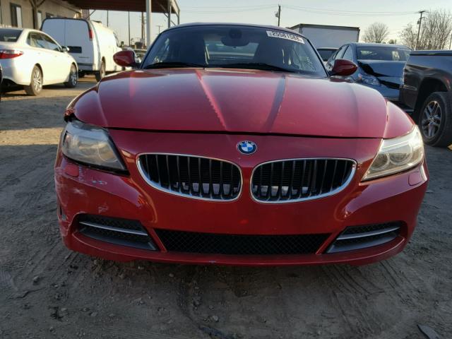 WBALM5C56BE378459 - 2011 BMW Z4 SDRIVE3 RED photo 9