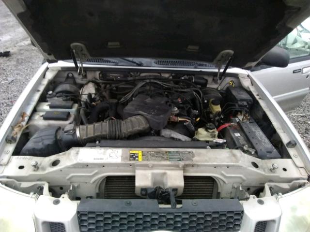 1FMZU67E93UB81382 - 2003 FORD EXPLORER S SILVER photo 7