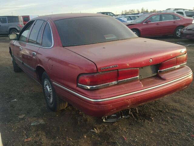 2FALP71WXTX164842 - 1996 FORD CROWN VICT RED photo 3