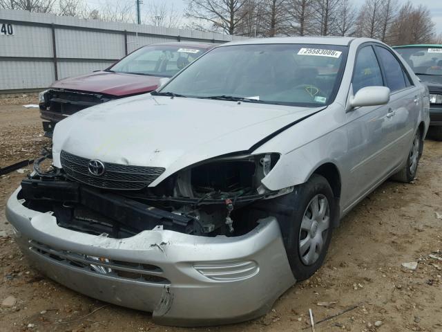 4T1BE32K83U226077 - 2003 TOYOTA CAMRY LE SILVER photo 2