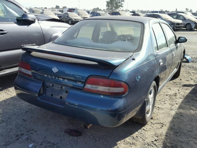 1N4BU31D4SC268783 - 1995 NISSAN ALTIMA XE GREEN photo 4