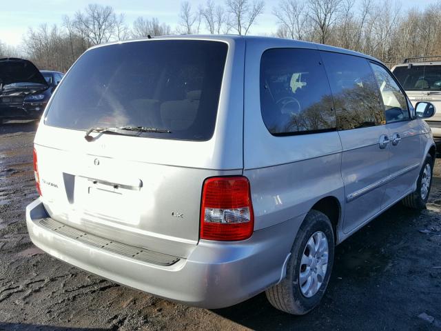 KNDUP131446604497 - 2004 KIA SEDONA EX SILVER photo 4