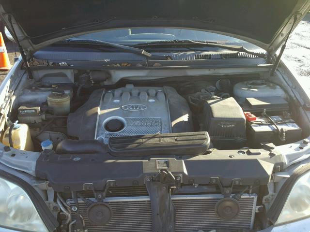 KNDUP131446604497 - 2004 KIA SEDONA EX SILVER photo 7