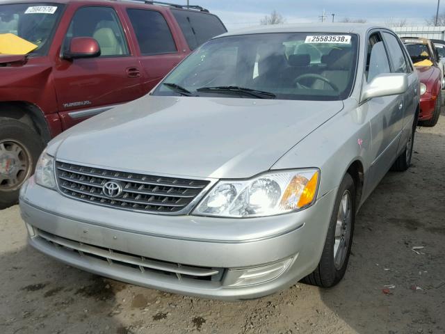 4T1BF28B63U313345 - 2003 TOYOTA AVALON XL SILVER photo 2