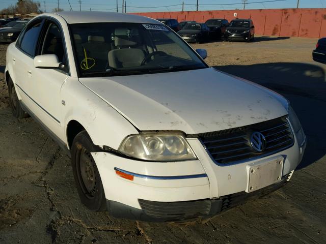 WVWMD63B64E114759 - 2004 VOLKSWAGEN PASSAT GL WHITE photo 1