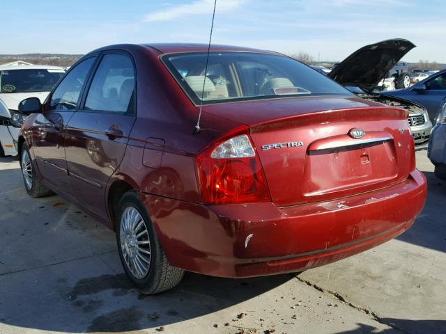 KNAFE121865357684 - 2006 KIA NEW SPECTR RED photo 3