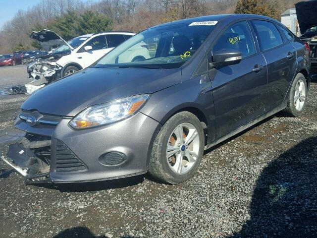 1FADP3F27EL425119 - 2014 FORD FOCUS SE GRAY photo 2