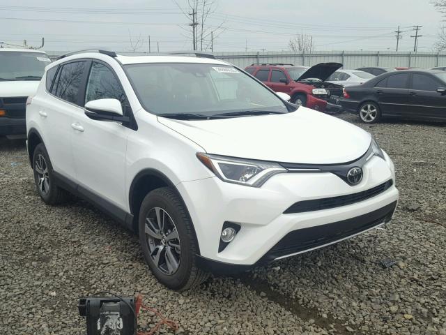 2T3RFREV6HW641322 - 2017 TOYOTA RAV4 XLE WHITE photo 1
