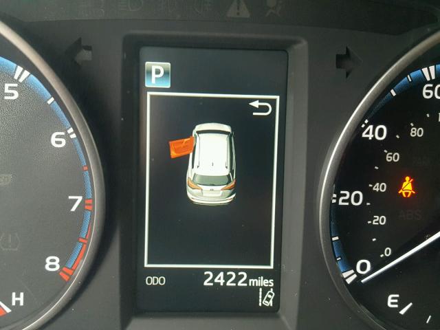 2T3RFREV6HW641322 - 2017 TOYOTA RAV4 XLE WHITE photo 8