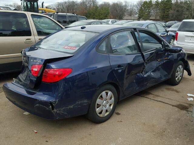 KMHDU46D19U631526 - 2009 HYUNDAI ELANTRA GL BLUE photo 4