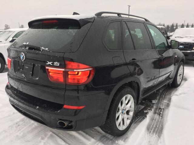 5UXZV4C59CL762736 - 2012 BMW X5 XDRIVE3 BLACK photo 4