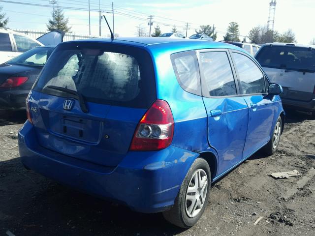 JHMGD37418S048666 - 2008 HONDA FIT BLUE photo 4