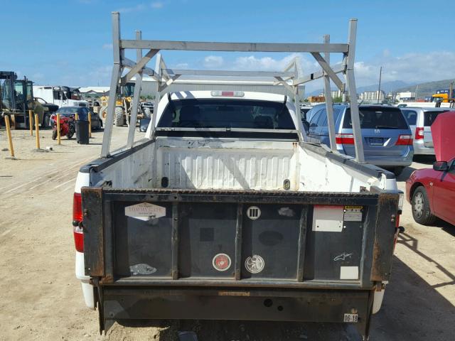 1FTRF12255NB07453 - 2005 FORD F150 WHITE photo 6