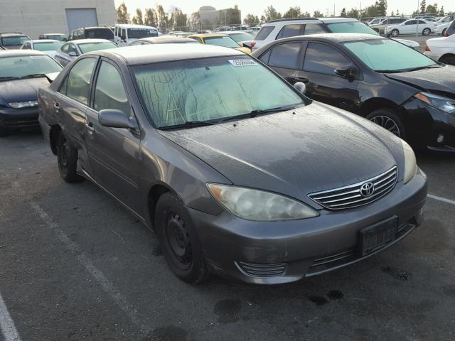 4T1BE32K55U969993 - 2005 TOYOTA CAMRY LE CHARCOAL photo 1