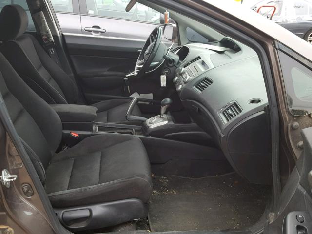 2HGFA1F65BH540162 - 2011 HONDA CIVIC LX-S 灰色 照片 5