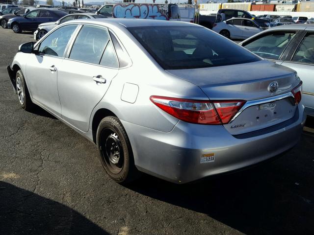 4T4BF1FK7GR553593 - 2016 TOYOTA CAMRY LE SILVER photo 3