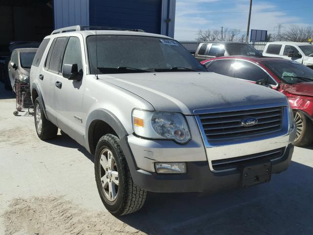 1FMEU63E26UA67572 - 2006 FORD EXPLORER X SILVER photo 1