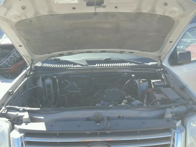 1FMEU63E26UA67572 - 2006 FORD EXPLORER X SILVER photo 7