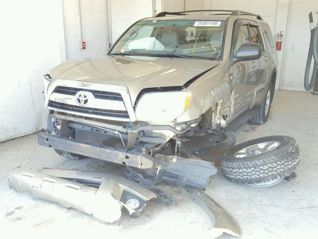 JTEBU14R578081385 - 2007 TOYOTA 4RUNNER SR TAN photo 2