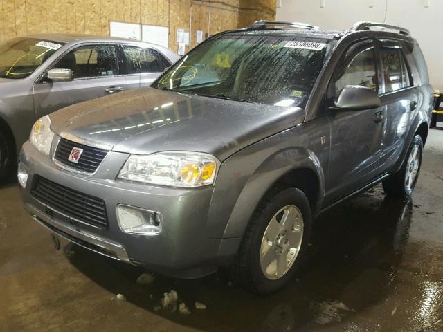 5GZCZ63477S850483 - 2007 SATURN VUE GRAY photo 2