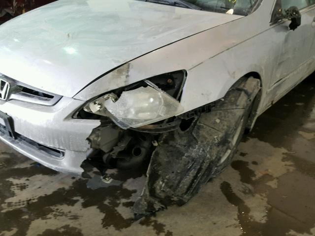 1HGCM66834A045940 - 2004 HONDA ACCORD EX SILVER photo 9