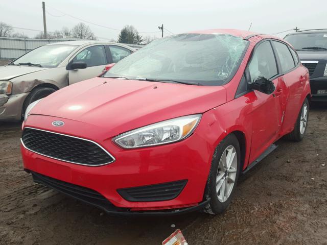 1FADP3K2XGL290937 - 2016 FORD FOCUS SE RED photo 2