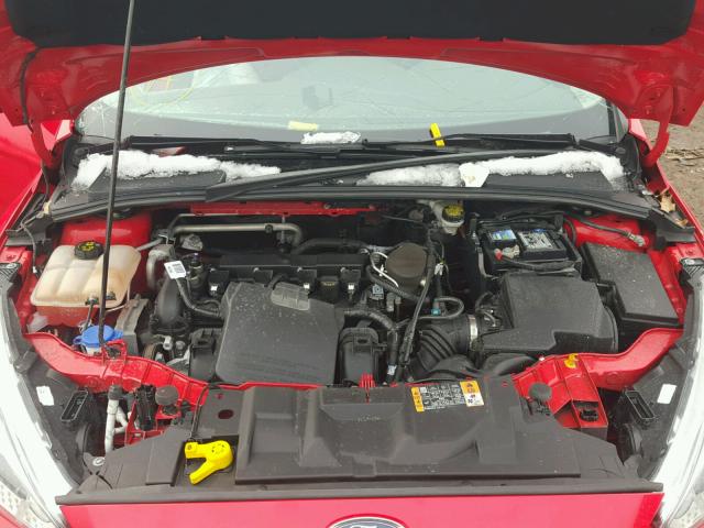 1FADP3K2XGL290937 - 2016 FORD FOCUS SE RED photo 7