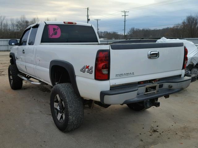 1GCHK29DX7E129097 - 2007 CHEVROLET SILVERADO WHITE photo 3