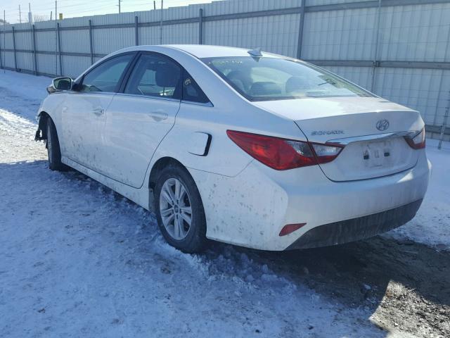 5NPEB4AC8EH929413 - 2014 HYUNDAI SONATA GLS WHITE photo 3