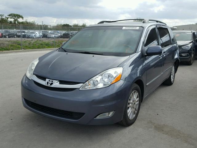 5TDZK22C98S165574 - 2008 TOYOTA SIENNA XLE CHARCOAL photo 2