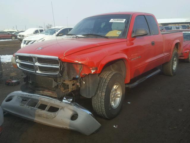 1B7GG22N8YS580113 - 2000 DODGE DAKOTA RED photo 2