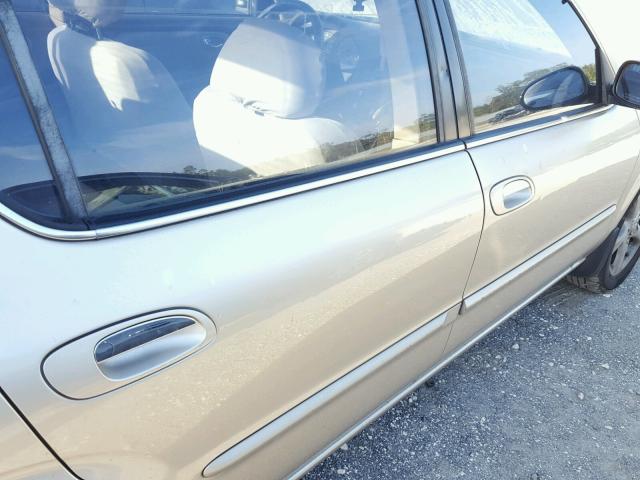 JN1CA31D61T613322 - 2001 NISSAN MAXIMA GXE SILVER photo 9