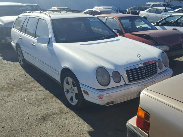 WDBJH65F3XA848311 - 1999 MERCEDES-BENZ E 320 WHITE photo 1