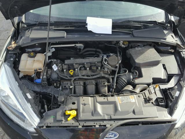 1FADP3F23GL249463 - 2016 FORD FOCUS SE BLACK photo 7