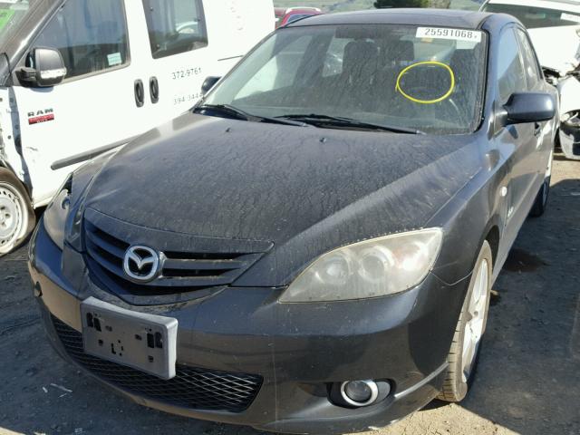 JM1BK343151242192 - 2005 MAZDA 3 HATCHBAC BLACK photo 2