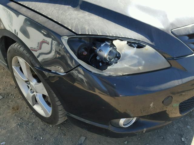 JM1BK343151242192 - 2005 MAZDA 3 HATCHBAC BLACK photo 9