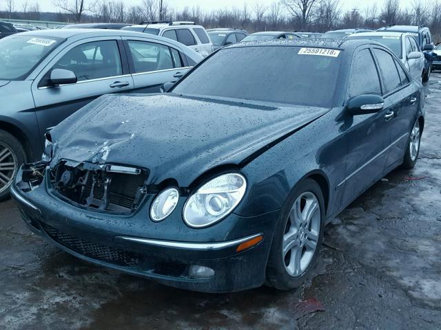 WDBUF70J25A661577 - 2005 MERCEDES-BENZ E 500 GREEN photo 2