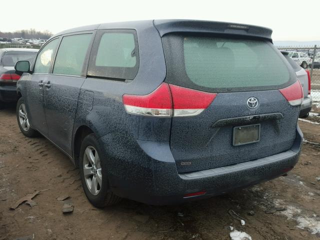 5TDZK3DCXES477434 - 2014 TOYOTA SIENNA BAS BLUE photo 3