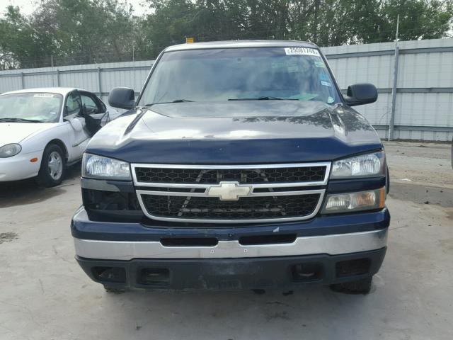 2GCEK13T961217460 - 2006 CHEVROLET SILVERADO BLUE photo 9