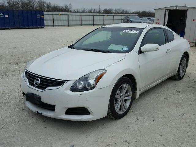 1N4AL2EPXBC132851 - 2011 NISSAN ALTIMA S WHITE photo 2