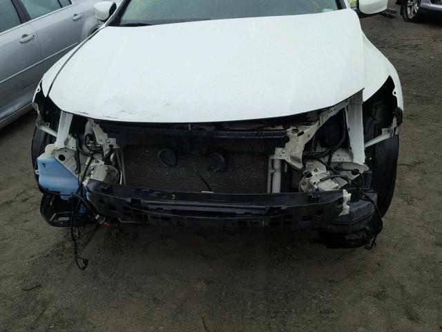 5J6TF2H57CL011047 - 2012 HONDA CROSSTOUR WHITE photo 9