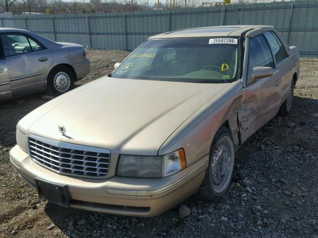 1G6KE54Y1VU268663 - 1997 CADILLAC DEVILLE DE GOLD photo 2