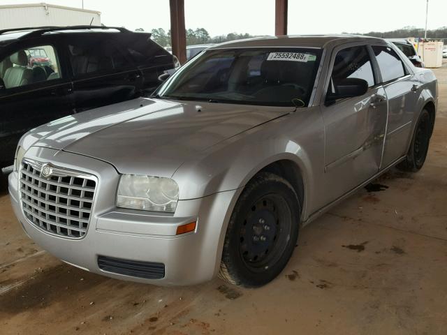 2C3JA43R45H599480 - 2005 CHRYSLER 300 SILVER photo 2