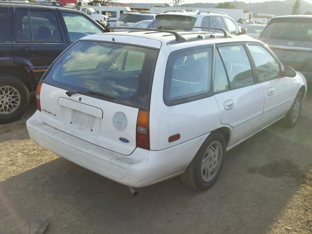 3FALP15P0VR174040 - 1997 FORD ESCORT LX WHITE photo 4