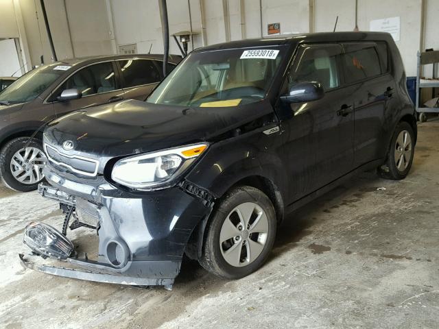 KNDJN2A21F7138566 - 2015 KIA SOUL BLACK photo 2