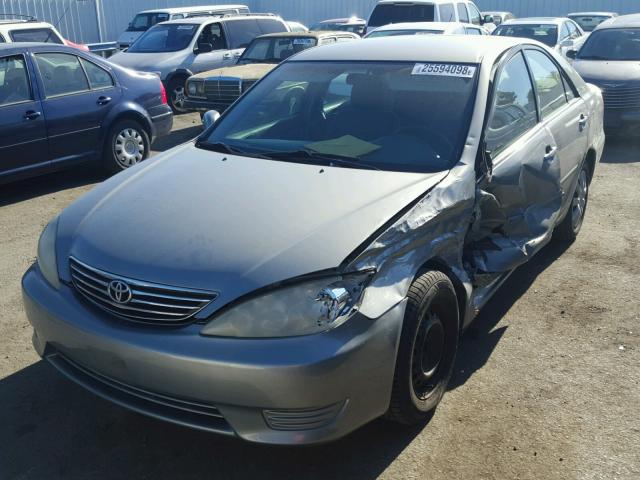 4T1BE32K06U714363 - 2006 TOYOTA CAMRY LE SILVER photo 2