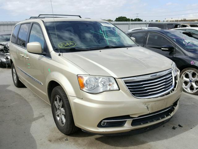 2A4RR5DG6BR638581 - 2011 CHRYSLER TOWN & COU GOLD photo 1