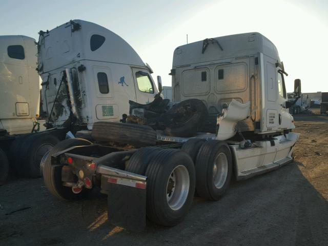 1FUJGLDR6ASAD2636 - 2010 FREIGHTLINER CASCADIA 1 WHITE photo 4