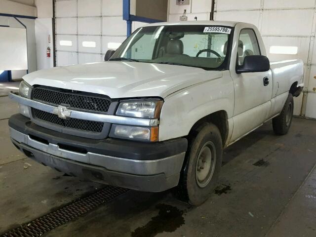 1GCEK14V84Z233900 - 2004 CHEVROLET SILVERADO WHITE photo 2