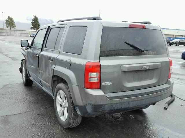 1C4NJPBB6CD686696 - 2012 JEEP PATRIOT SP GRAY photo 3